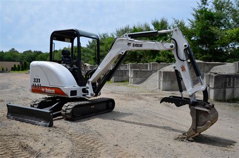 18k bobcat mini excavator w thumb|mini excavators for rent.